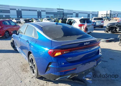 2022 Kia K5 Gt-Line z USA, uszkodzony, nr VIN 5XXG64J25NG161213